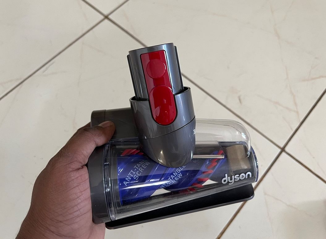 Dyson V15 Detect Review Powerful And Efficient Vacuum Cleaner